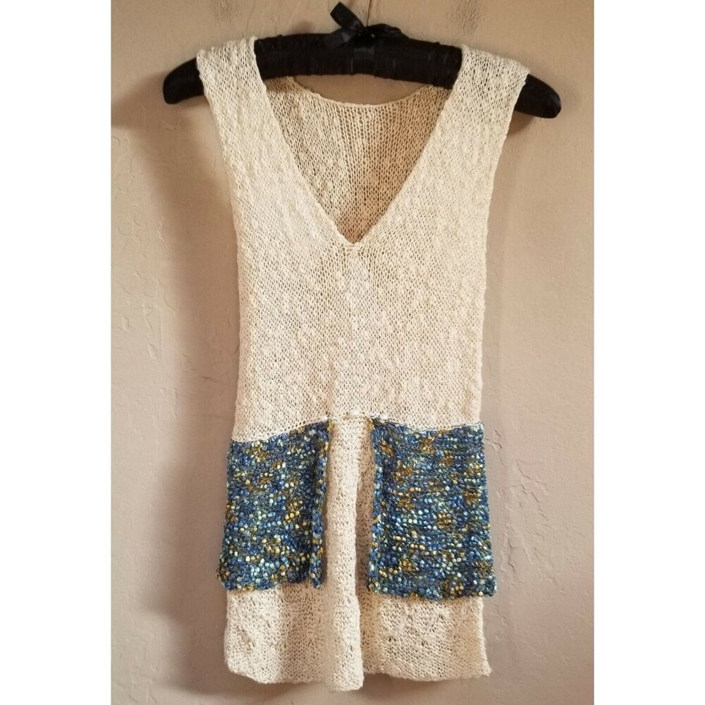 Casual V-Neck Textured Crochet Knit Sleeveless A-Line Tunic Top Cream Casual